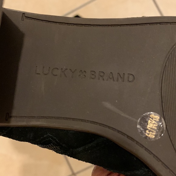 LUCKY BRAND ANKLE BOOTS - Picture 13 of 13